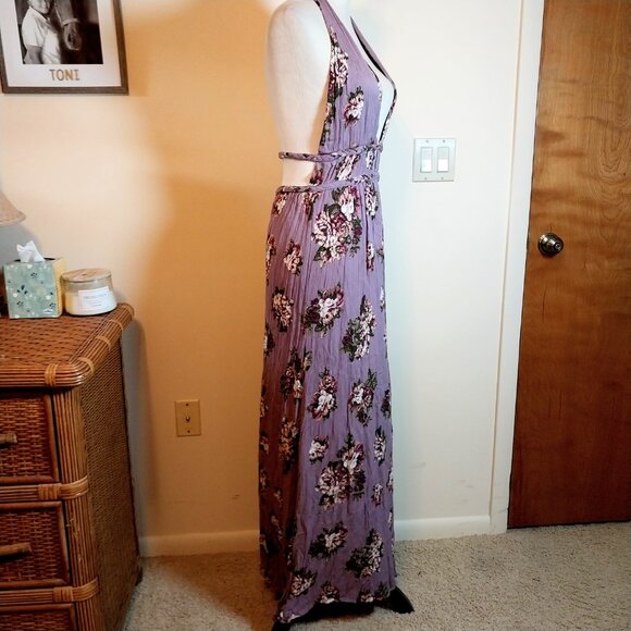 ILLA ILLA DEEP V HALTER NECK BACK OUT LAVENDER FLORAL PRINT SIZE L MAXI DRESS - Picture 6 of 11